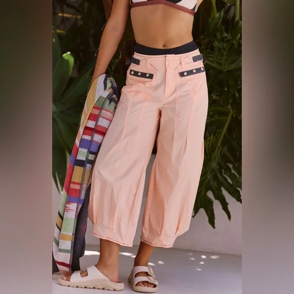 Free People Movement ~ Elevate Crop Pants ~ XS Pastel Peach ~ * NWT * 🏝️ - Picture 9 of 10